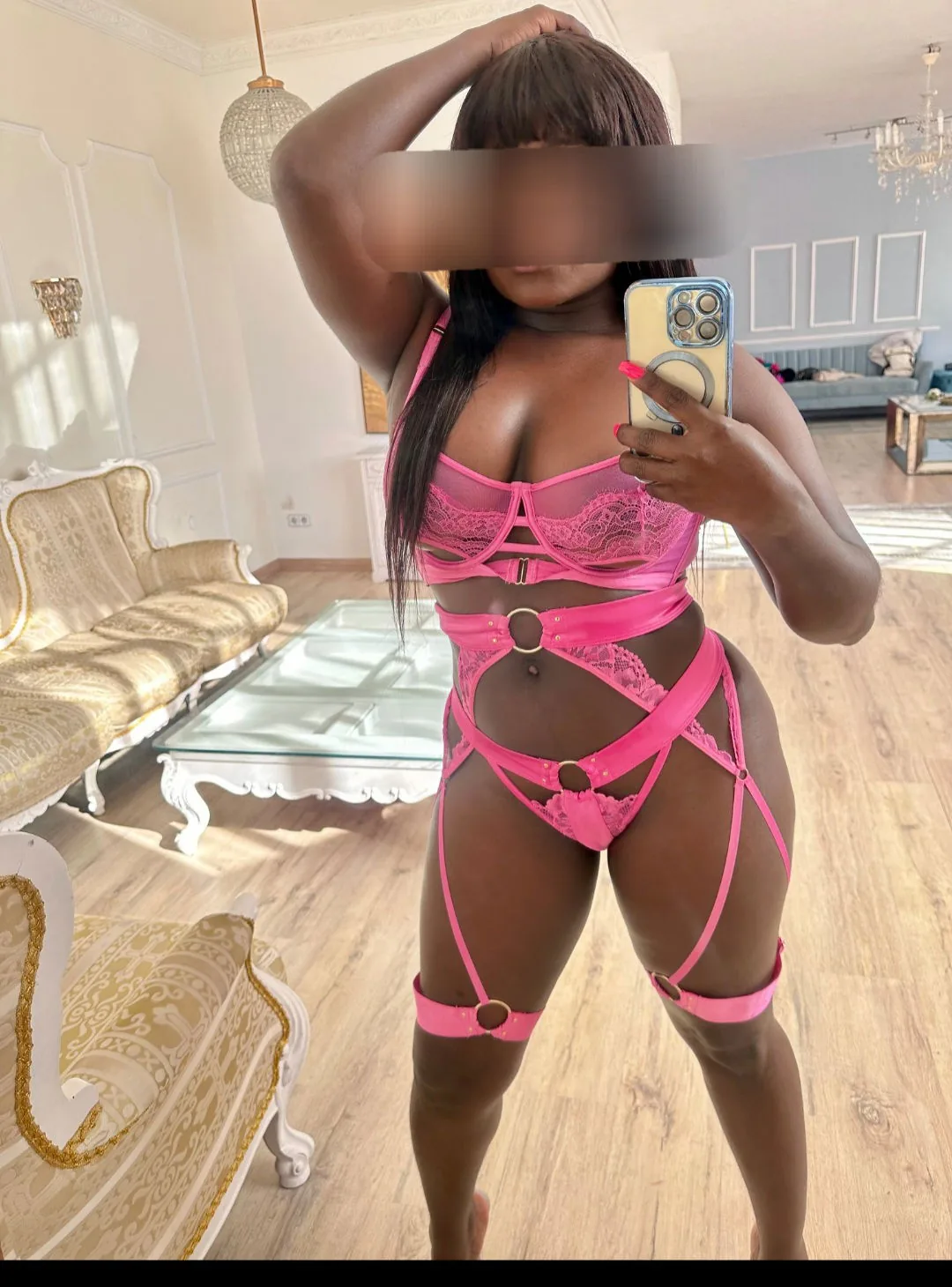 Carla Bei Fame Escort - Escort Berlin